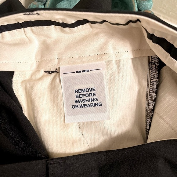 NWOT Y2K Almost Vintage Old Navy Cropped‎ Pants - Picture 5 of 8